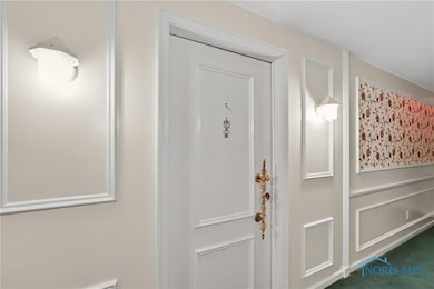 4243 W Bancroft St, Ottawa Hills, OH 43615 - photo 3