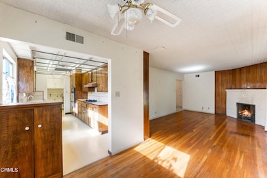 7092 Harmon Dr, Ventura, CA 93003 - photo 7