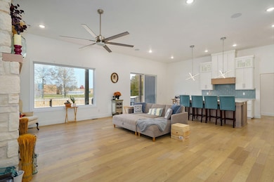 3049 W Edward St, Springfield, MO 65810 - photo 6