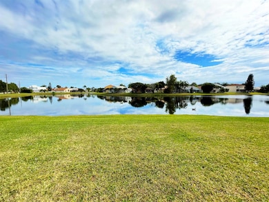 9723 Tavernier Dr, Boca Raton, FL 33496 - photo 4