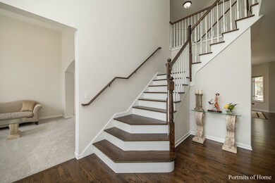 2308 Simsbury Ct, Naperville, IL 60564 - photo 3