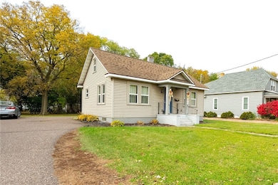 2712 3rd St, Eau Claire, WI 54703 - photo 2