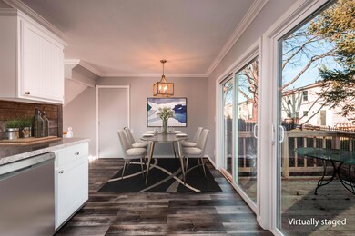 Eat-In Kitchen (Staged)