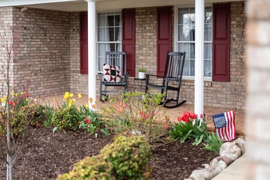 61 Gloucester Rd, Stuarts Draft, VA 24477 - photo 4