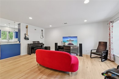 3205 Skylark Dr, Austin, TX 78757 - photo 7