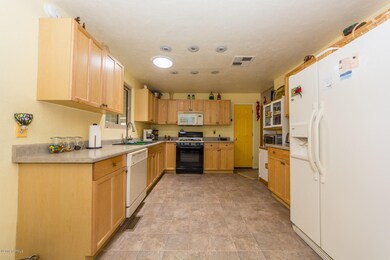 751 N Slate Dr, Vail, AZ 85641 - photo 3