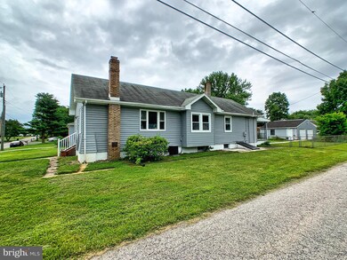 2126 Oak Rd, Sparrows Point, MD 21219 - photo 2