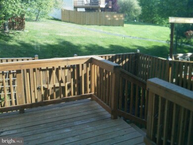 12421 Port Haven Dr, Germantown, MD 20874 - photo 2