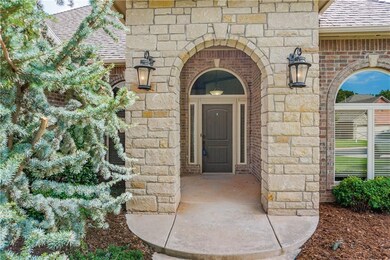 19820 Oakshire Dr, Edmond, OK 73012 - photo 5