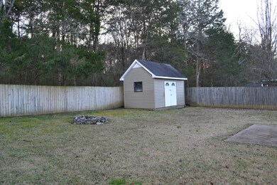 126 Lorien Cir, Shelbyville, TN 37160 - photo 2