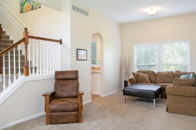 007-Living_Room-3326662-small