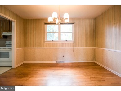 504 Cambridge Dr, Newark, DE 19711 - photo 4