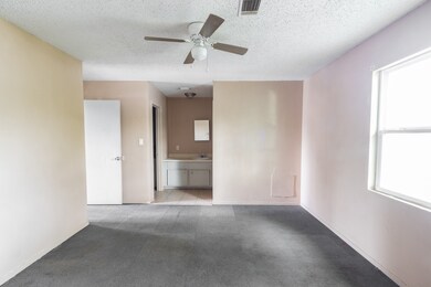 13713 Duncum St unit 4, Houston, TX 77015 - photo 6