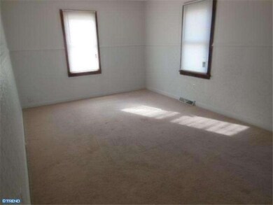 704 Iszard Rd, Woodbury, NJ 08096 - photo 6