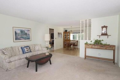 1410 Bonita Cir, Medford, OR 97504 - photo 2