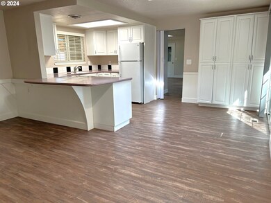 5170 Lakeview Blvd, Lake Oswego, OR 97035 - photo 6