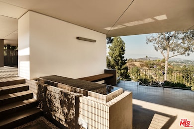 2500 Briarcrest Rd, Beverly Hills, CA 90210 - photo 5