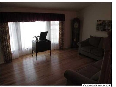 22 Sioux St, Old Bridge, NJ 08857 - photo 3