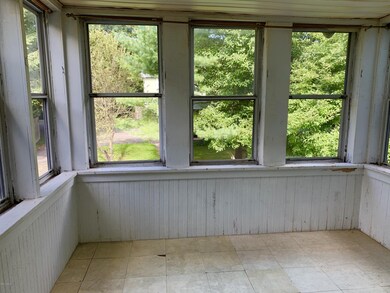 UNIT  2 BACK PORCH