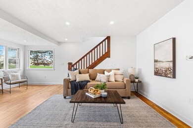 206 W Columbus st (Interior)-7
