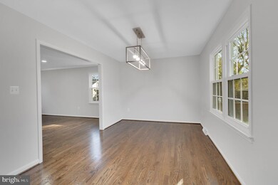 10507 Providence Way, Fairfax, VA 22030 - photo 6