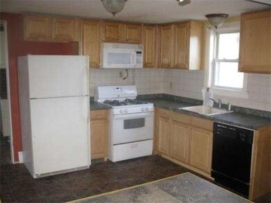 331 Woodbridge St, Manchester, CT 06042 - photo 6