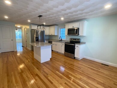 21 Hood St unit A, Lynn, MA 01905 - photo 6