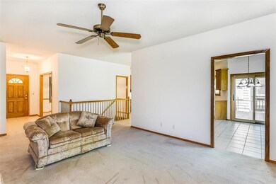 914 N Cedar Downs Cir, Wichita, KS 67235 - photo 6