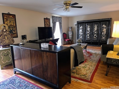 7500 Callaghan Rd unit 245, San Antonio, TX 78229 - photo 3