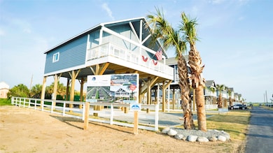 1029 Sunset Cir E, Crystal Beach, TX 77650 - photo 7