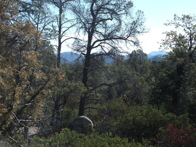 711 N Foothills East Circle