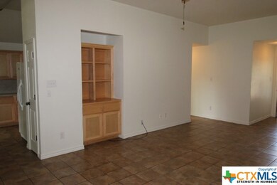 304 Wagontrain Cir, Copperas Cove, TX 76522 - photo 6