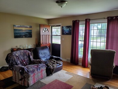 2043 Fargo Ave, Des Plaines, IL 60018 - photo 3