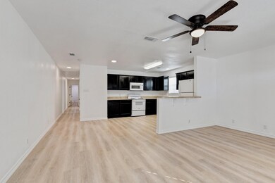 403 N Burdette Ave unit 405, Sherman, TX 75090 - photo 6