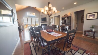 617 W Rolling Hills Ln, Wenatchee, WA 98801 - photo 7