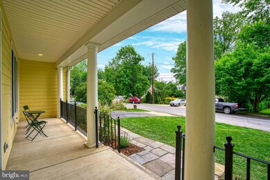 3336 Jones Bridge Ct, Chevy Chase, MD 20815 - photo 2