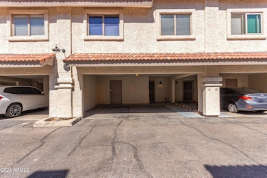 4328 N 36th St unit 9, Phoenix, AZ 85018 - photo 2