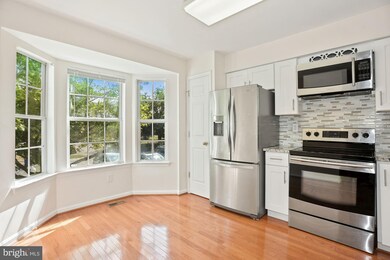 209 Frazer Dr, Purcellville, VA 20132 - photo 7