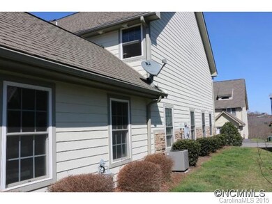 36 Rotunda Cir, Asheville, NC 28806 - photo 6