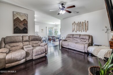 121 Barnet Court-8