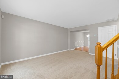 1862 Tiger Lily Cir unit 10, Woodbridge, VA 22192 - photo 7