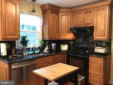 44 Redding Ridge Dr, Gaithersburg, MD 20878 - photo 3