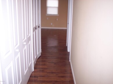 7916 Grenelle Dr, Louisville, KY 40228 - photo 6