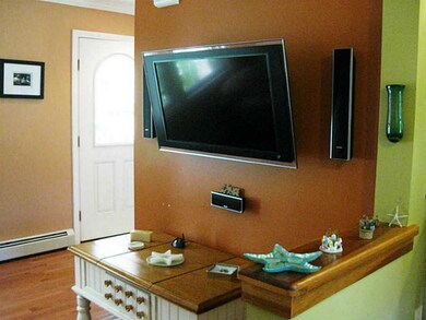 233 Mautucket Rd, Wakefield, RI 02879 - photo 5