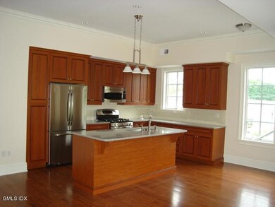 444 E Putnam Ave unit 1, Cos Cob, CT 06807 - photo 2