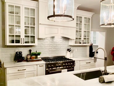 Kitchen Photo