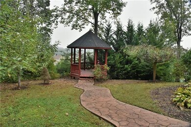 55 Timberwood Dr unit 17, Asheville, NC 28806 - photo 2