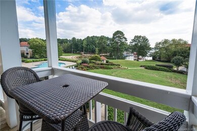 Large Deck with Lake Views!