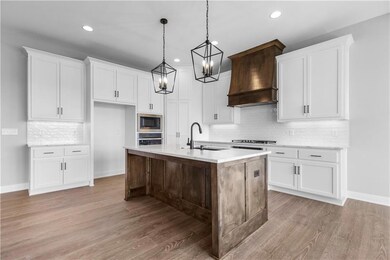 1511 SW Arbor Park Dr, Lee's Summit, MO 64082 - photo 5