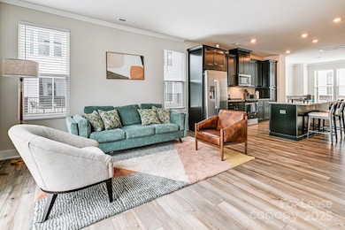 3003 Jolene Ct, Charlotte, NC 28206 - photo 2